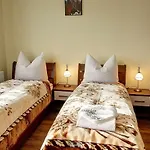 Jura Goscinne Gasthof Zarki