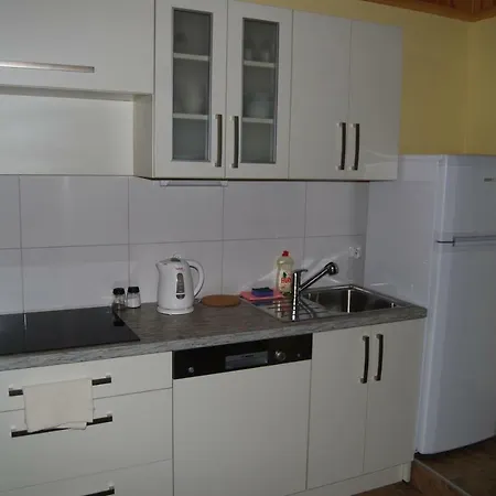 Jura Goscinne بيت ضيافة 3*